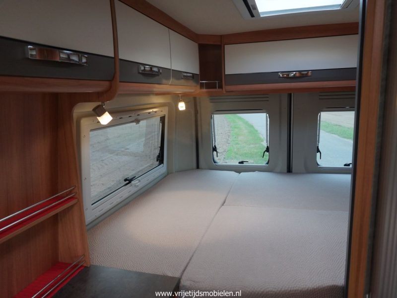 Pössl Summit 600 Plus