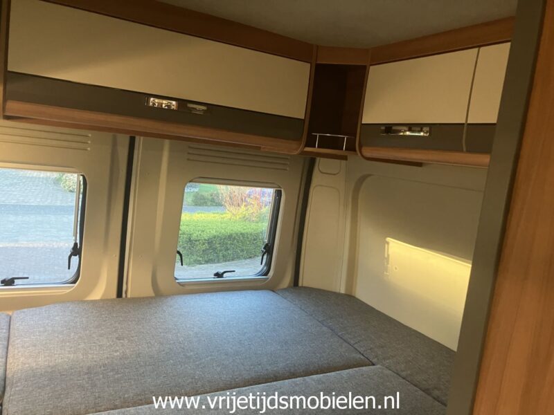 Pössl Summit - Hefdak