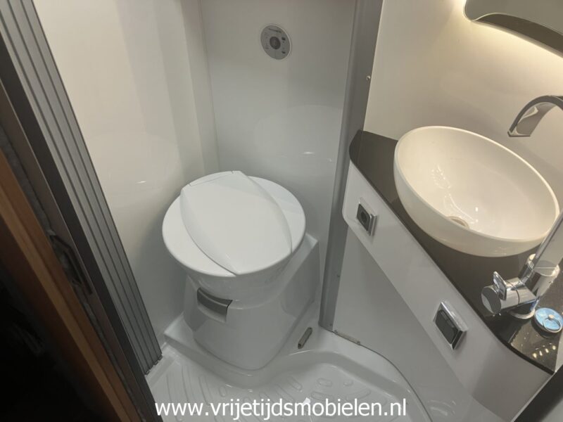 Pössl Summit - Hefdak