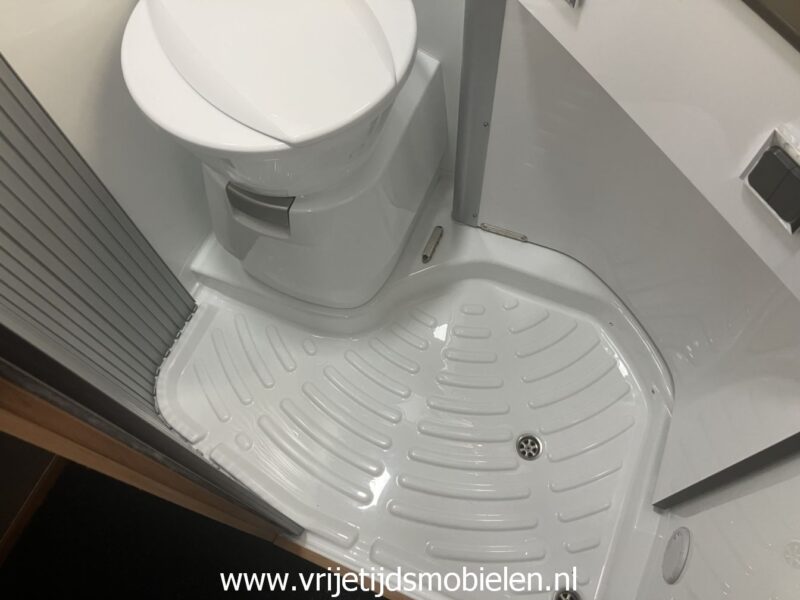 Pössl Summit - Hefdak