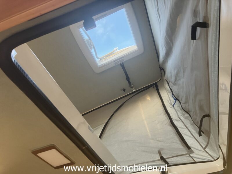 Pössl Summit - Hefdak