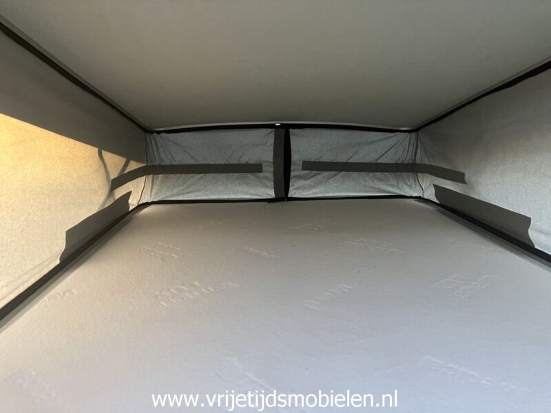 Pössl Summit - Hefdak